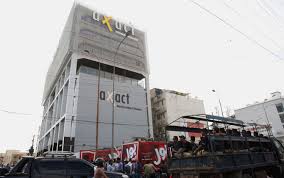 Police Raid on Axact (Credit: Khaleejtimes.com)